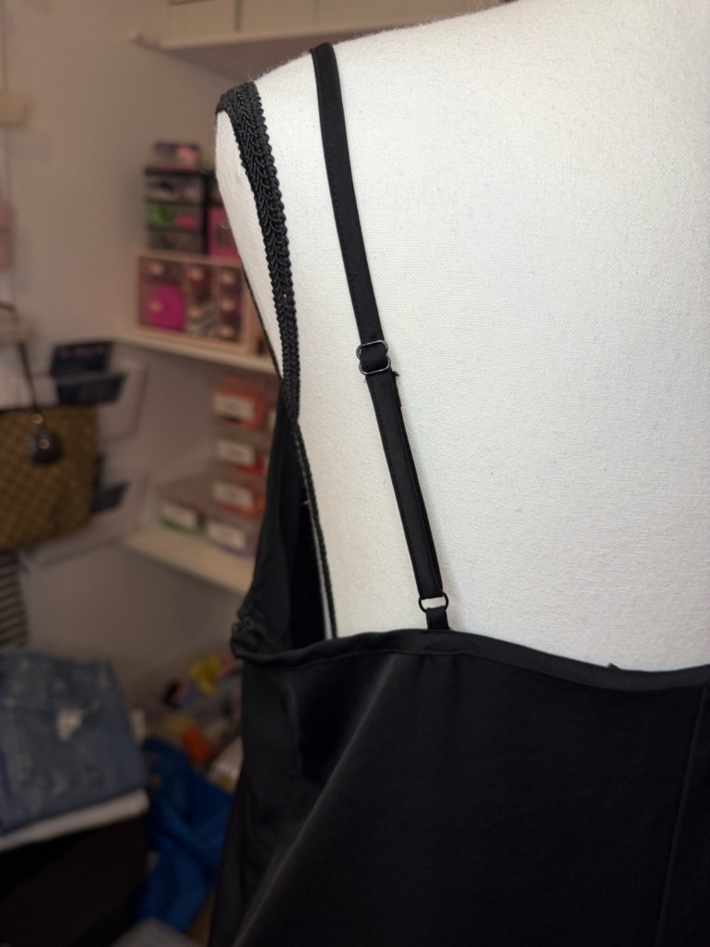 UNIQLO | BLACK MAXI DRESS - Picture 3 of 6